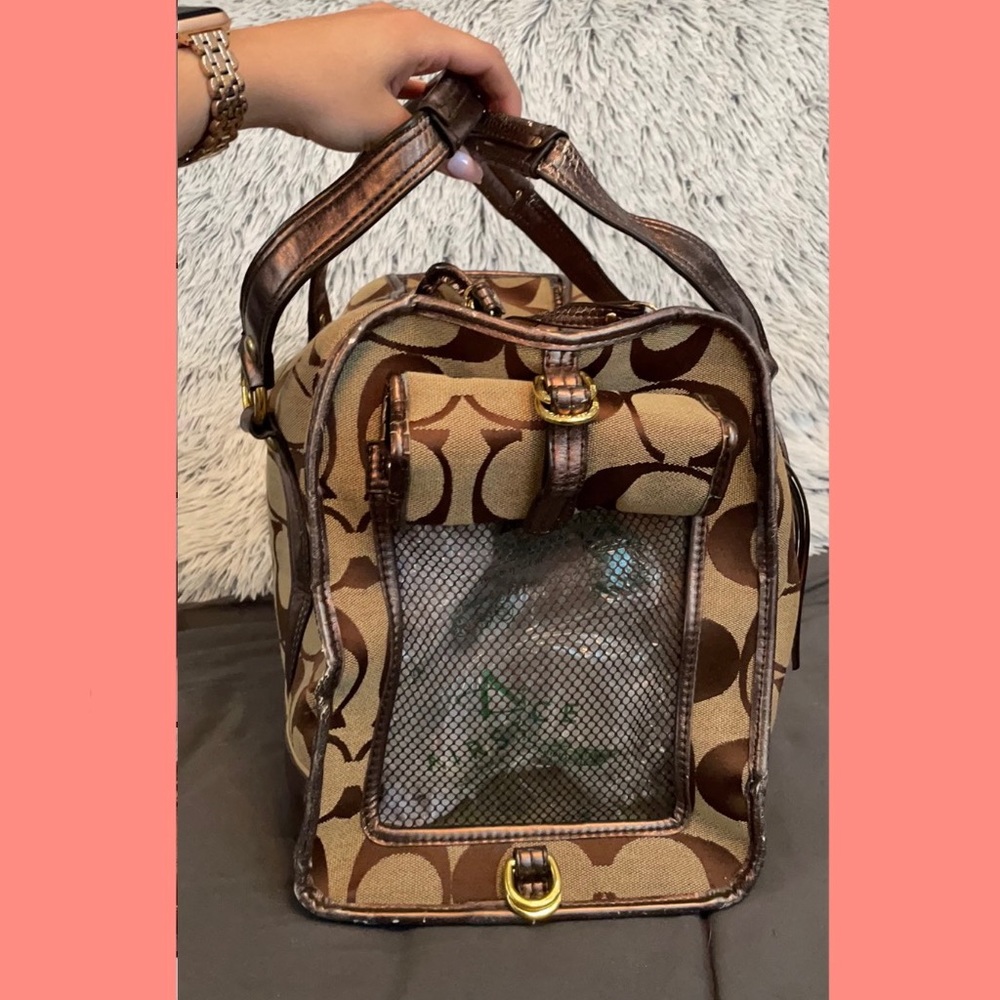 COACH Dog Carrier 💕👜🐶
